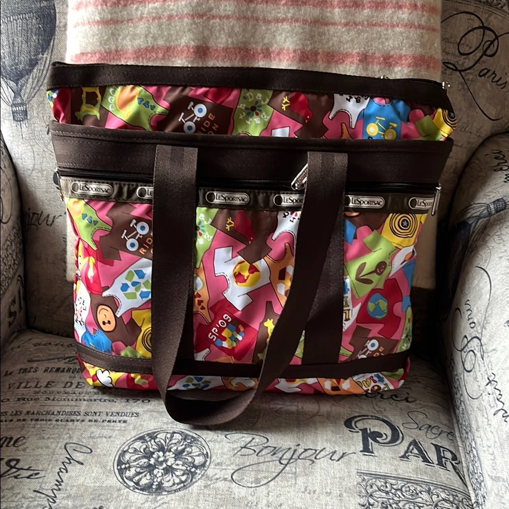 LeSportsac Multicolor Printed Tote Bag - Brown Trim new earth day